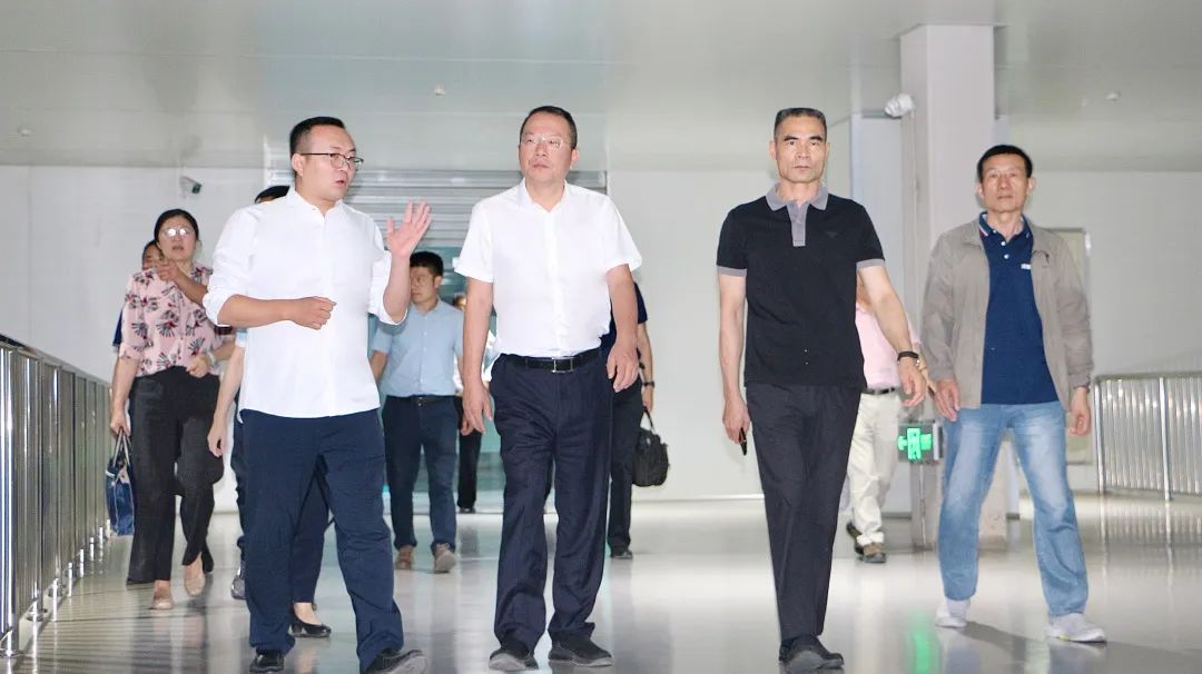 尊龙抖圈 - 为du而生